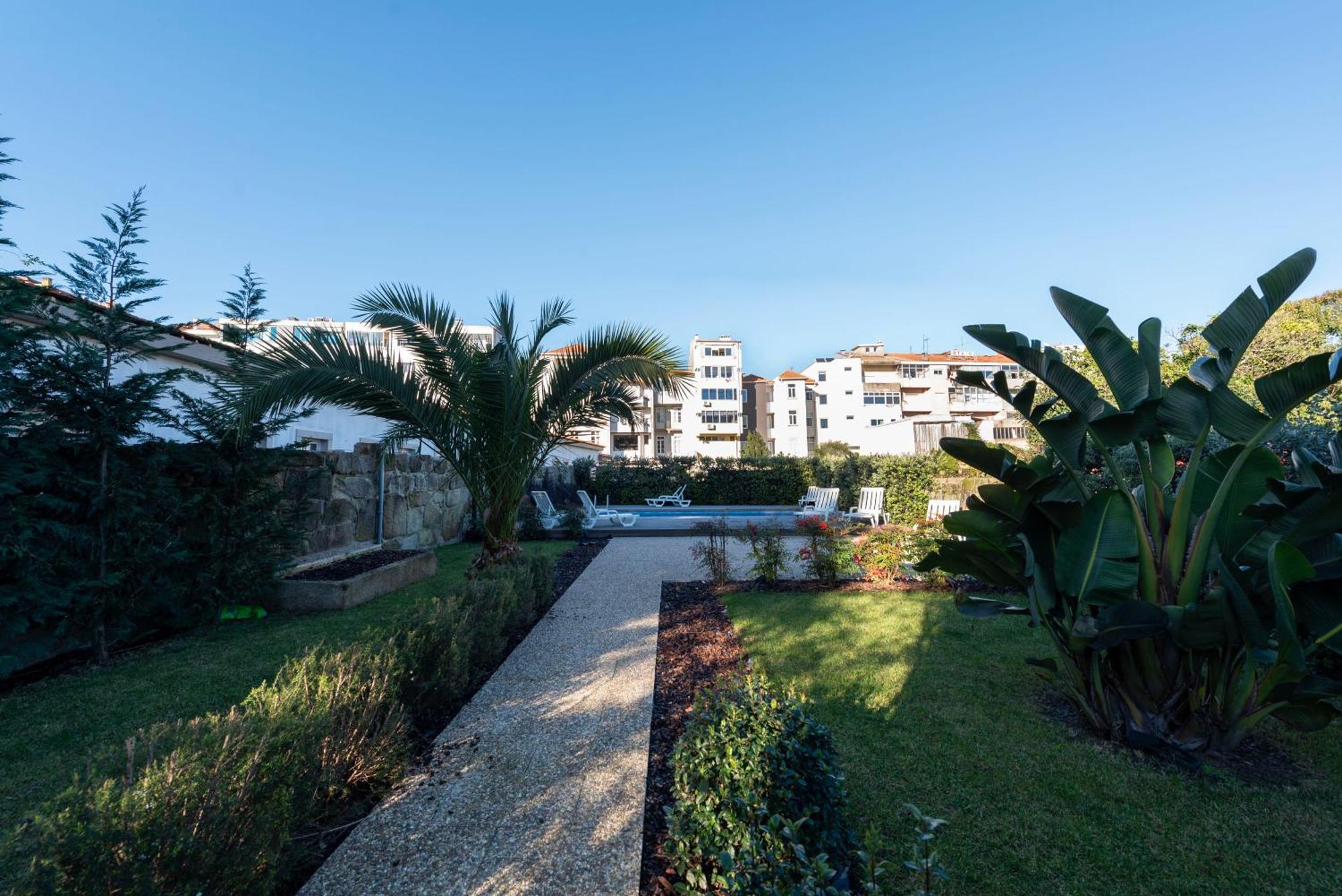 Exotic Flat With Shared Pool & Garden Apartment ปอร์โต ภายนอก รูปภาพ